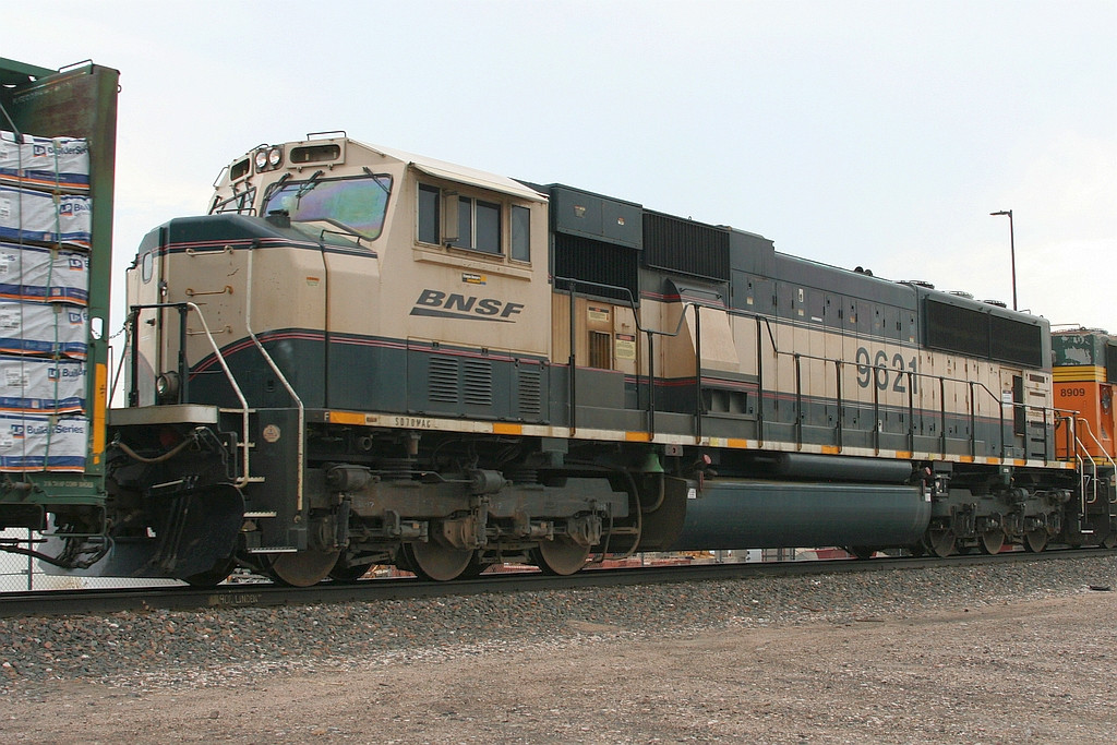 BNSF 9621